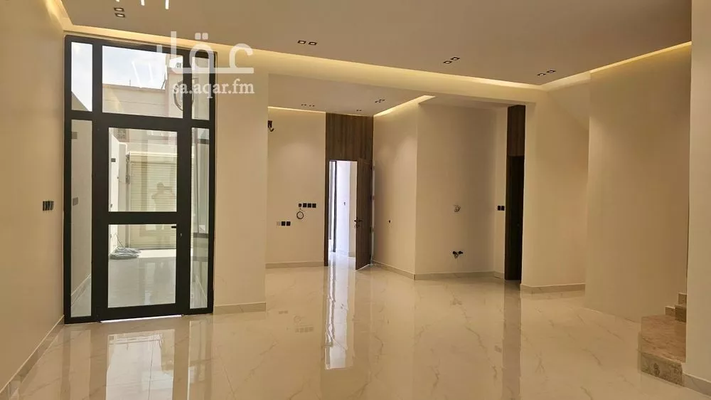 4 bedroom villa in Ash Sharq 6