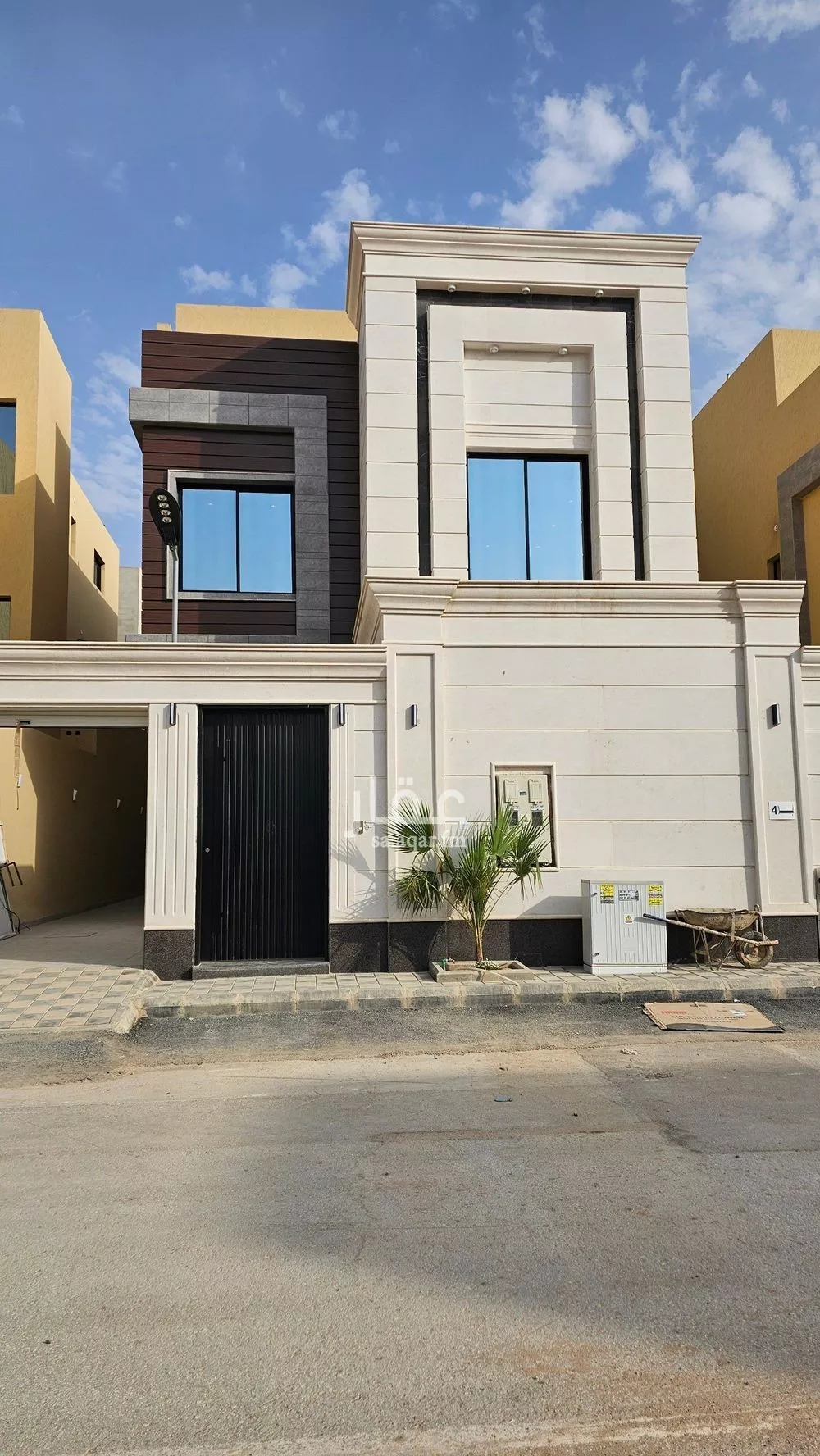 5 bedroom villa in Al Janadriyah 13