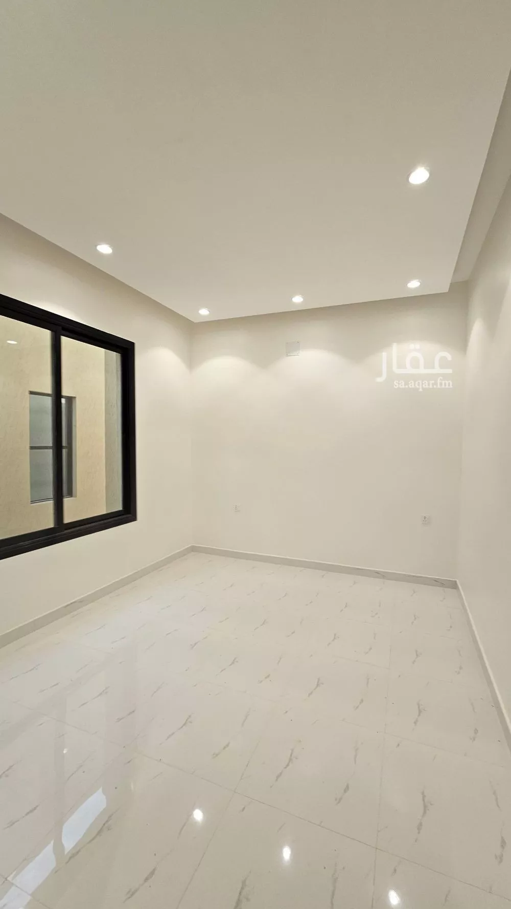 5 bedroom villa in Al Janadriyah 15