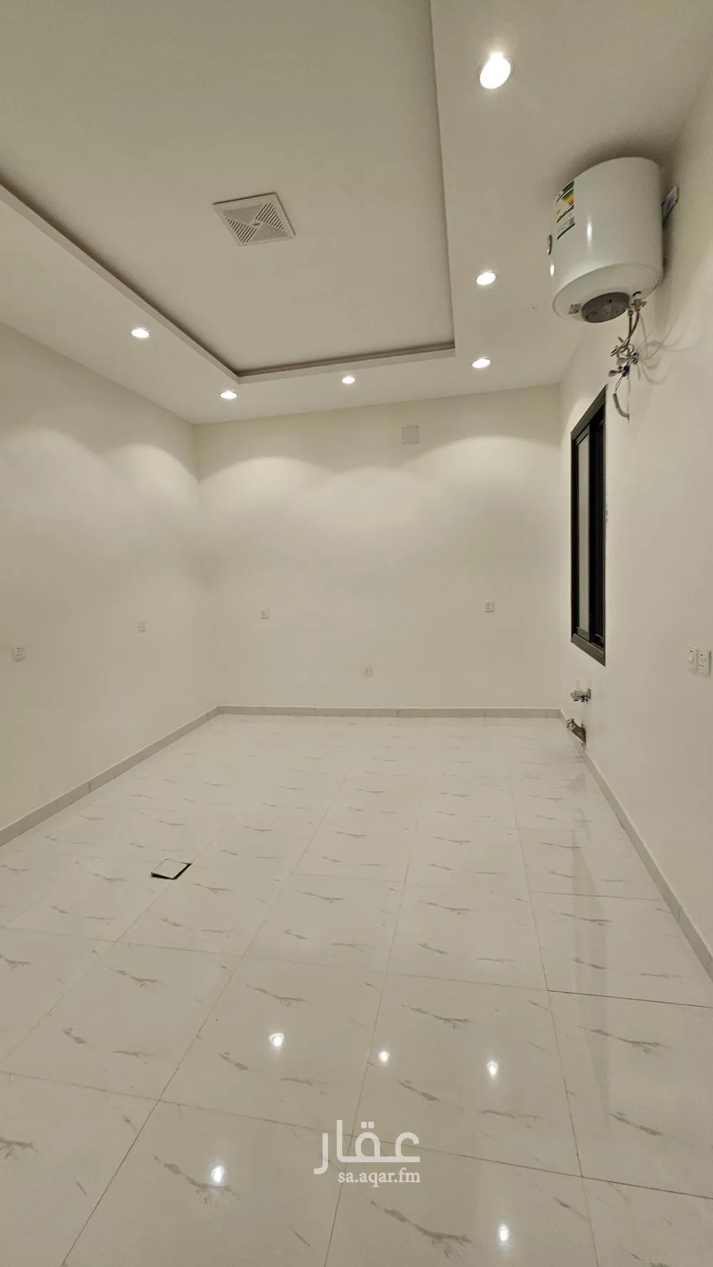 5 bedroom villa in Al Janadriyah 9