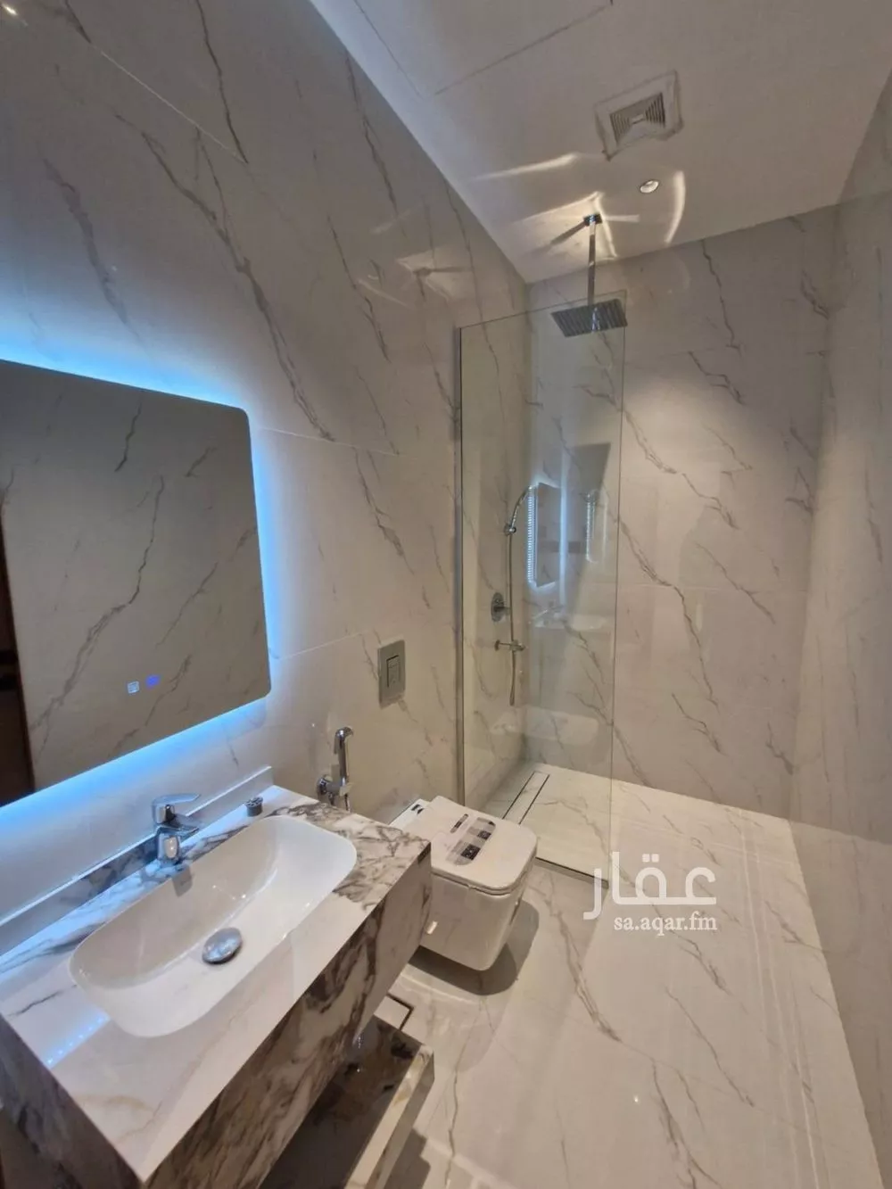 5 bedroom villa in Al Aridh 13