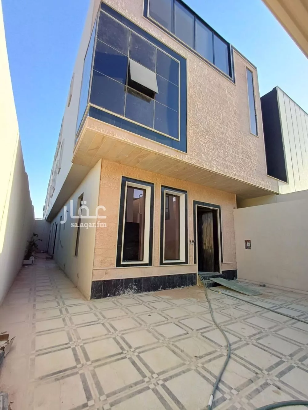 8 bedroom villa in Ash Sharq 3