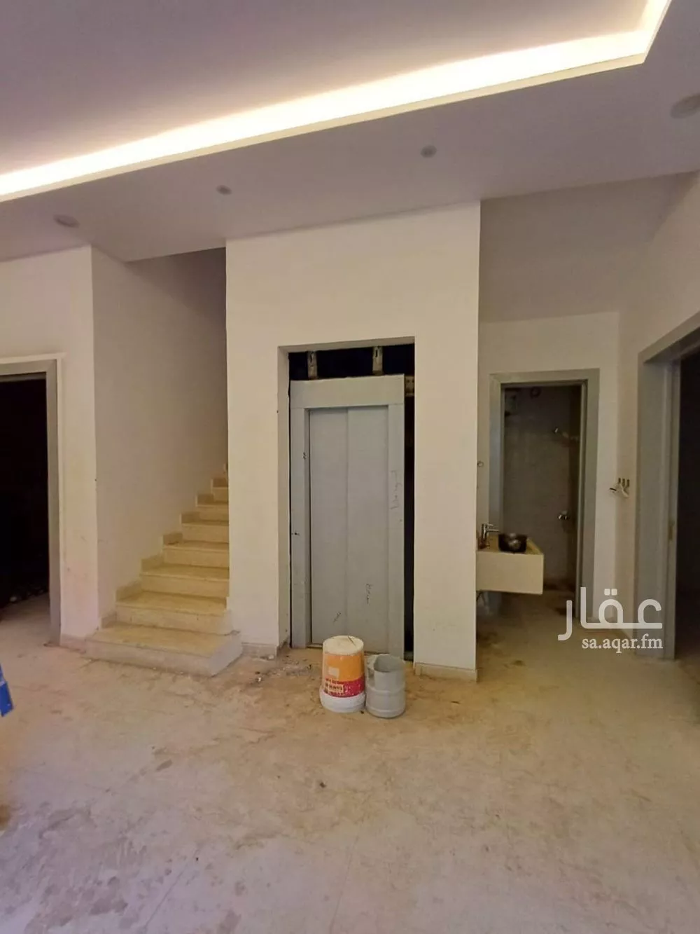 8 bedroom villa in Ash Sharq 4