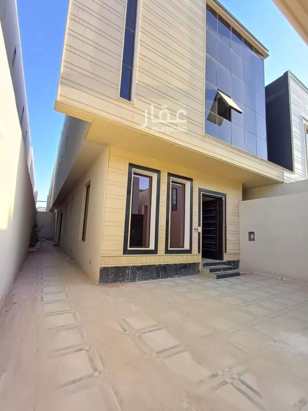 8 bedroom villa in Ash Sharq 7