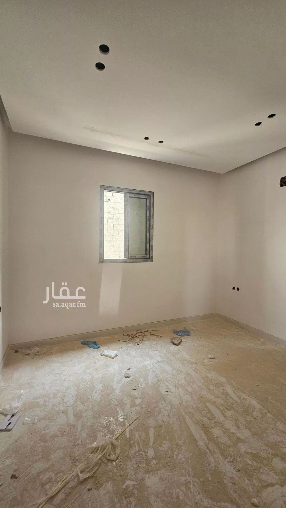 فيلا 4 غرف في الشرق 9