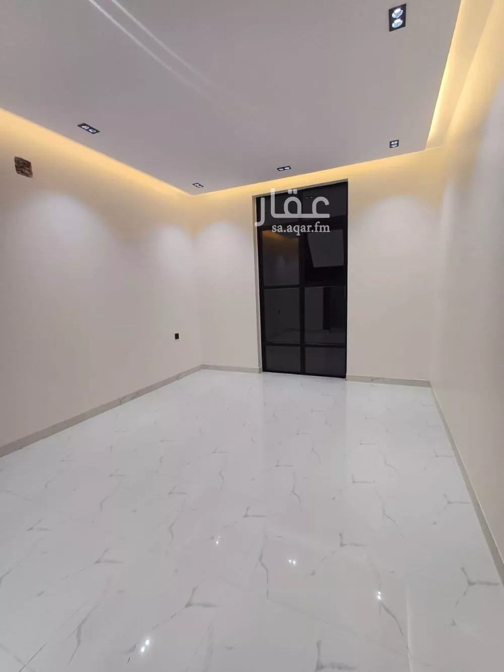 فيلا 8 غرف في الخليج 13
