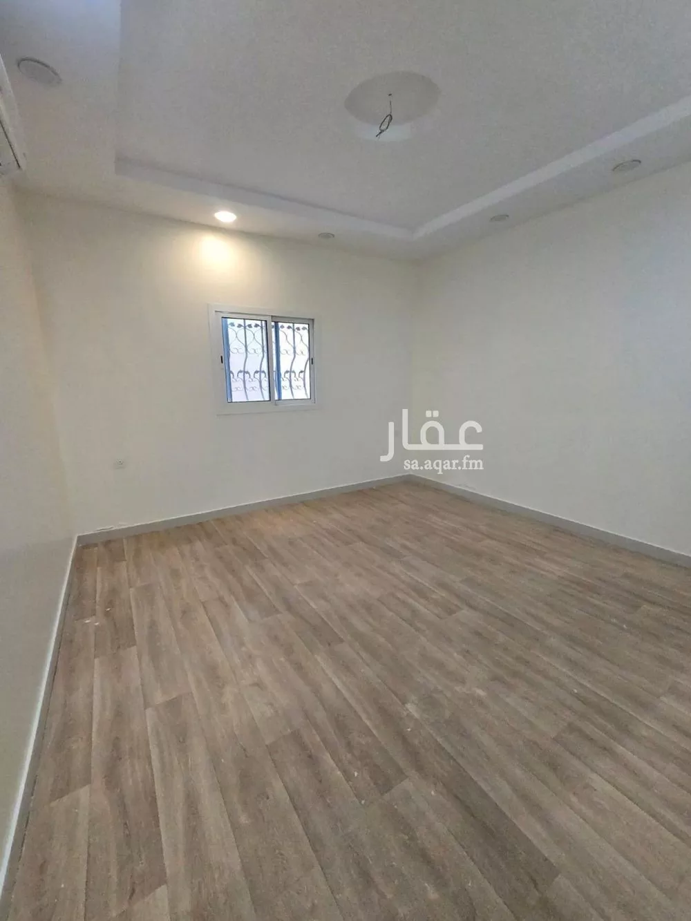 5 bedroom villa in Al Yasmin 13