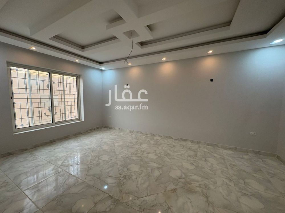 6 bedroom villa in Abdullah Fuad, Eastern Province 13