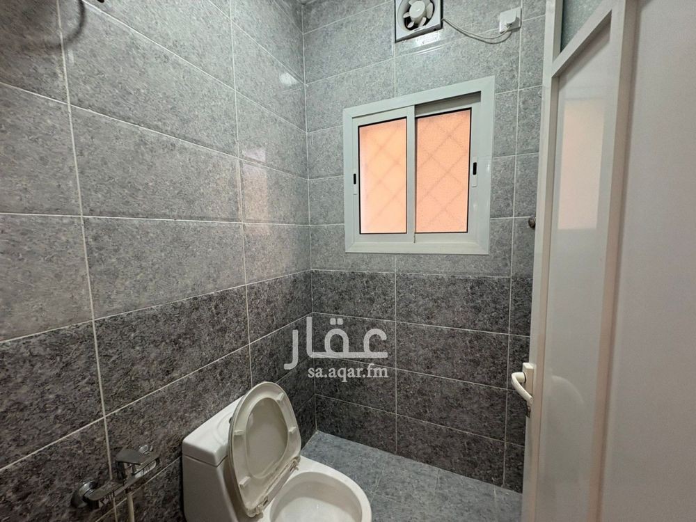 6 bedroom villa in Abdullah Fuad, Eastern Province 11