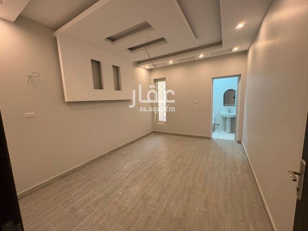 6 bedroom villa in Abdullah Fuad, Eastern Province 10