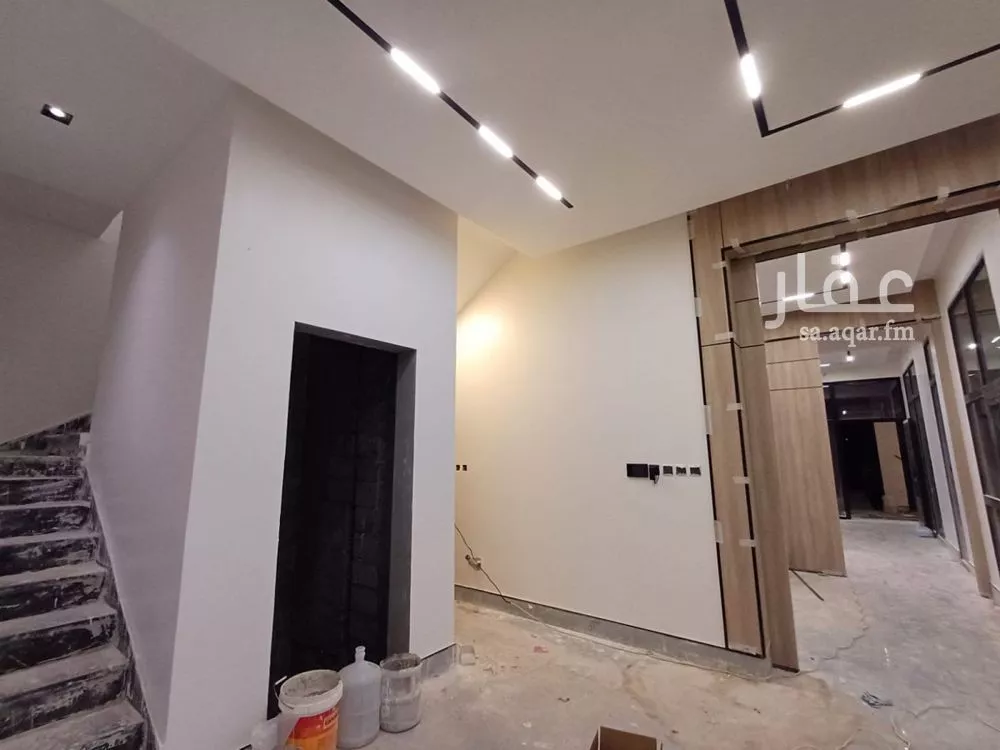 6 bedroom villa in Ash Sharq 12