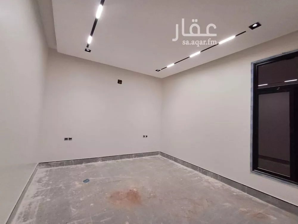 6 bedroom villa in Ash Sharq 8
