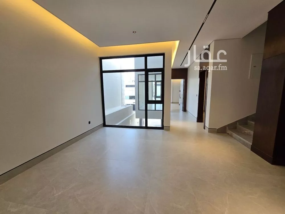 5 bedroom villa in Al Narjis 14
