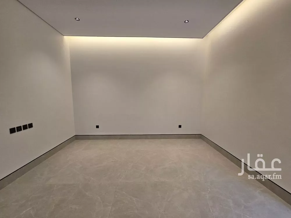 5 bedroom villa in Al Narjis 15