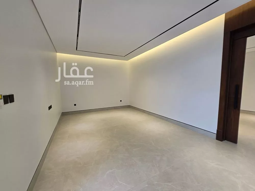 5 bedroom villa in Al Narjis 19