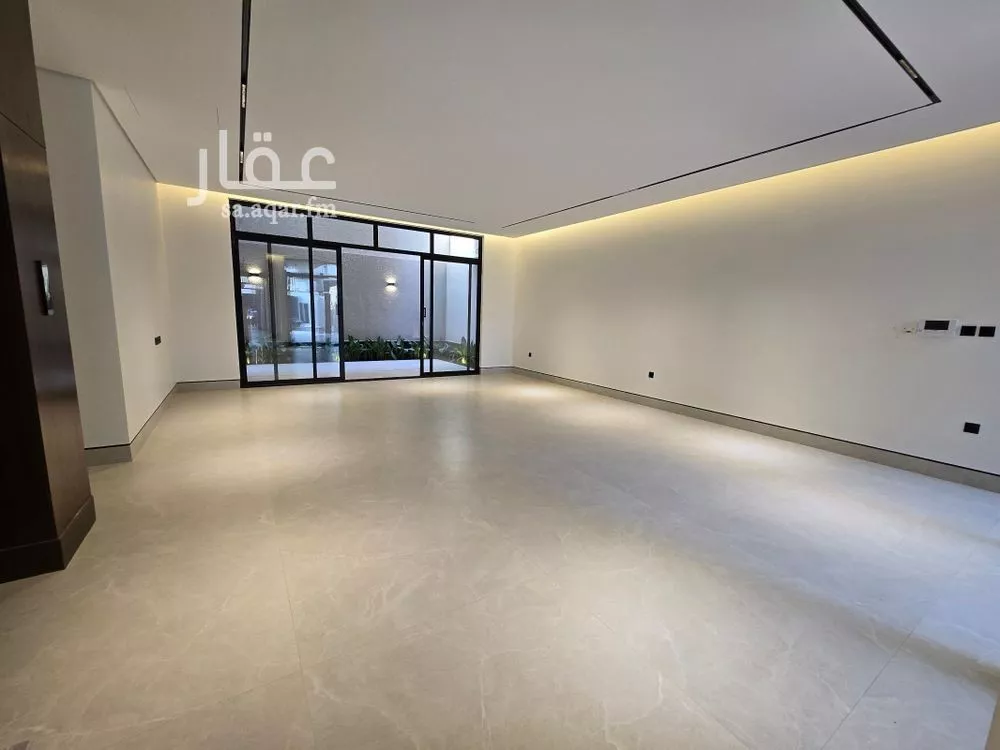 5 bedroom villa in Al Narjis 3