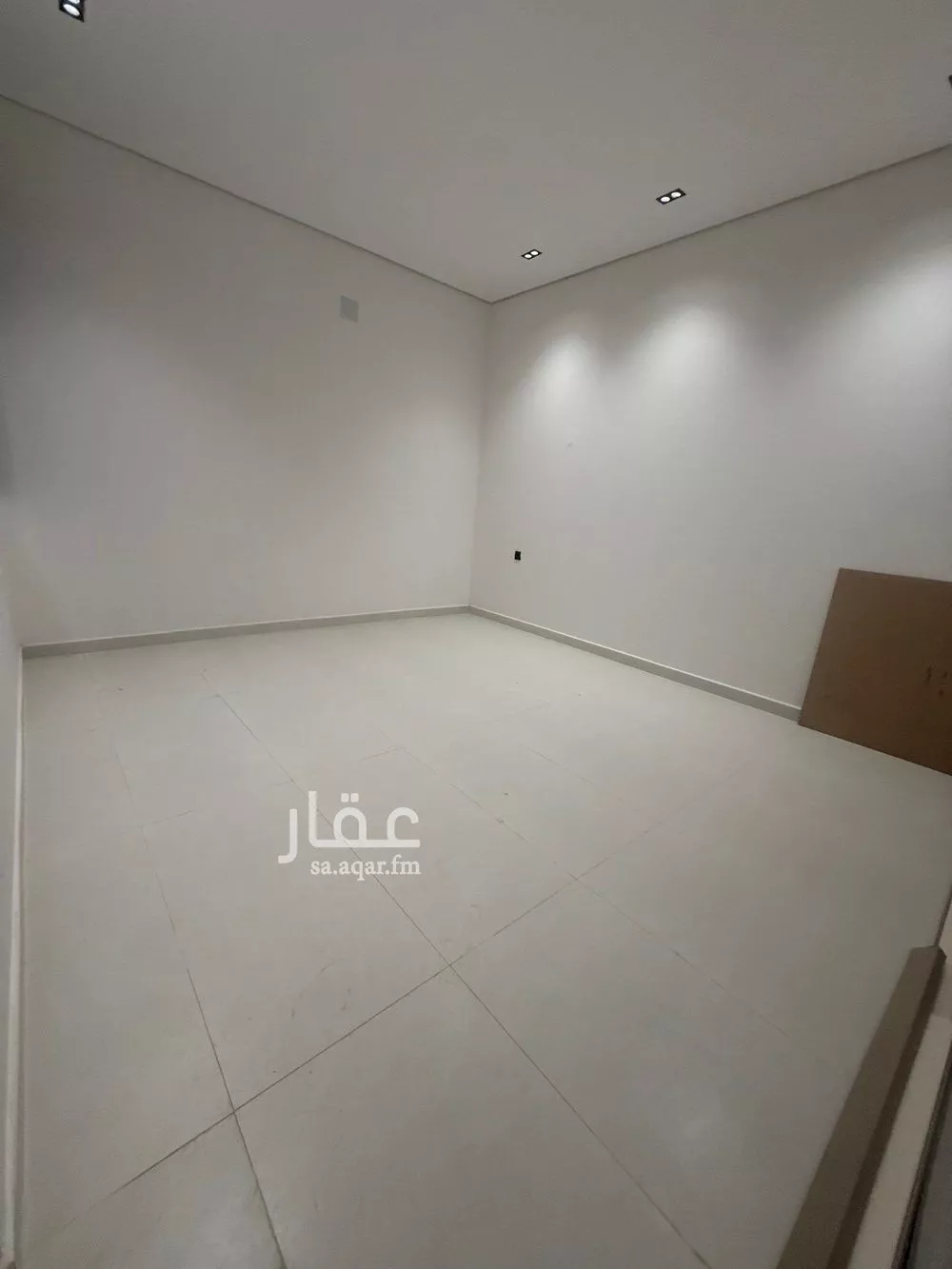 فيلا 7 غرف في ظهرة لبن 17