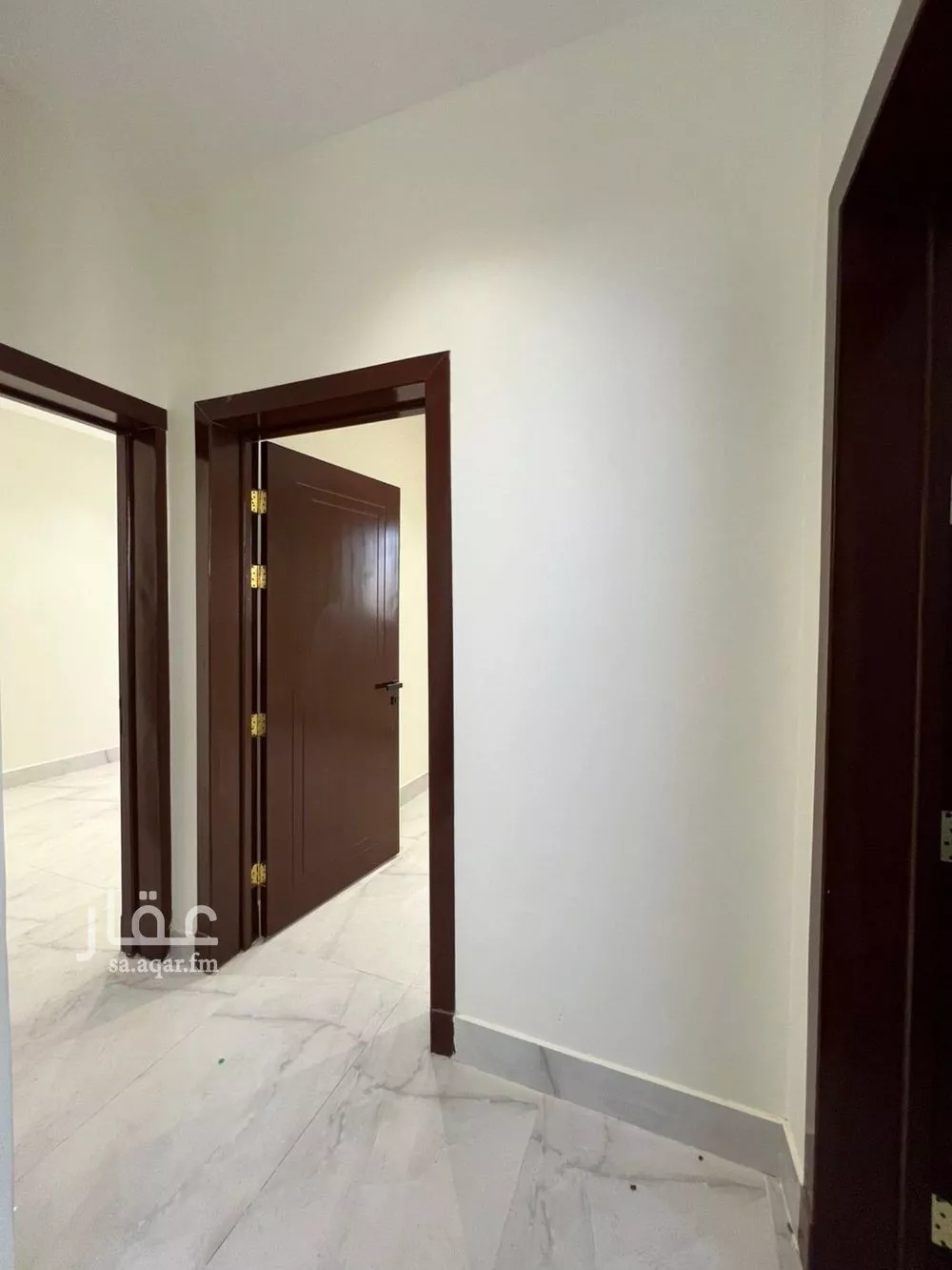 فيلا 5 غرف في طويق 12