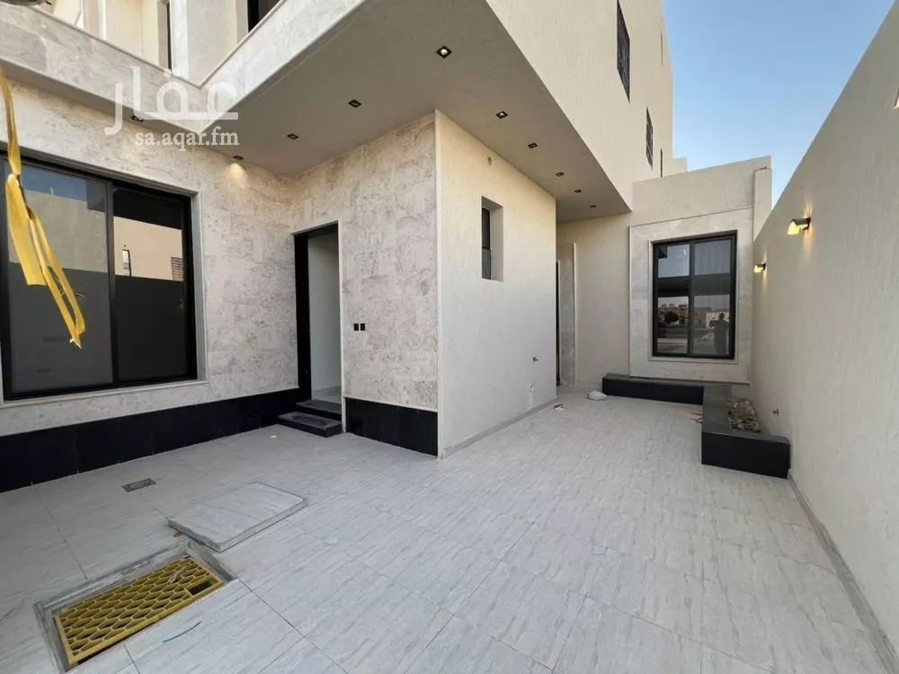 فيلا 5 غرف في طويق 20
