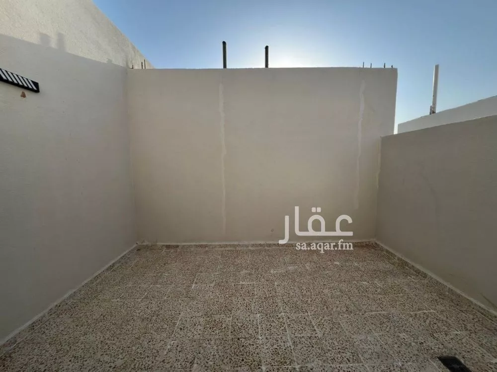 فيلا 5 غرف في طويق 21