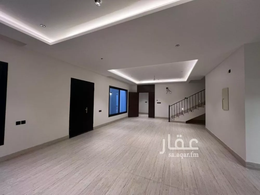 فيلا 4 غرف في النرجس 15