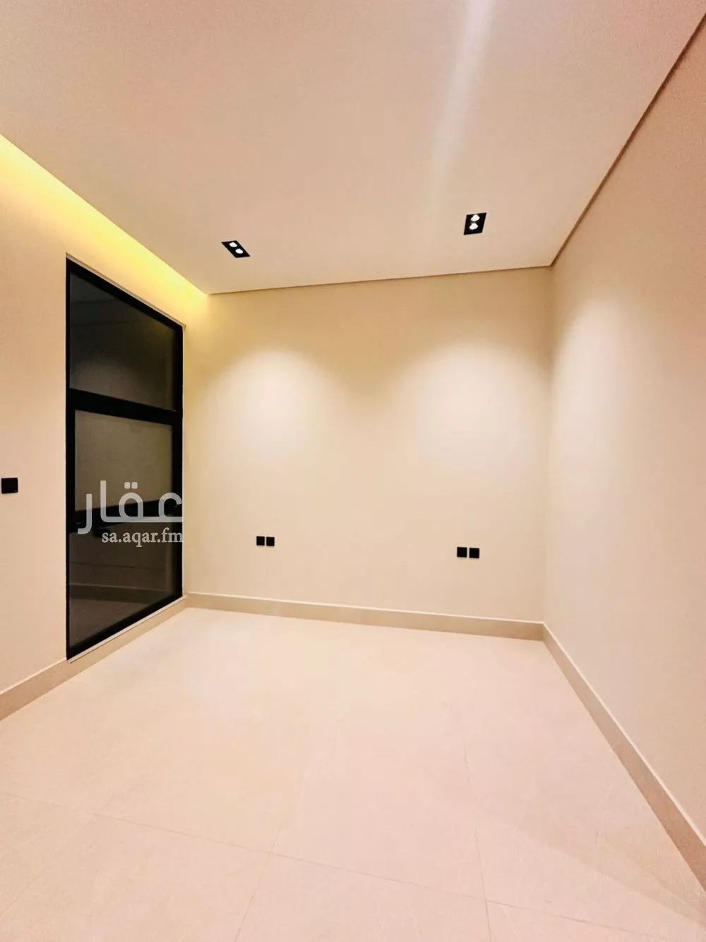 5 bedroom villa in Al Narjis 2