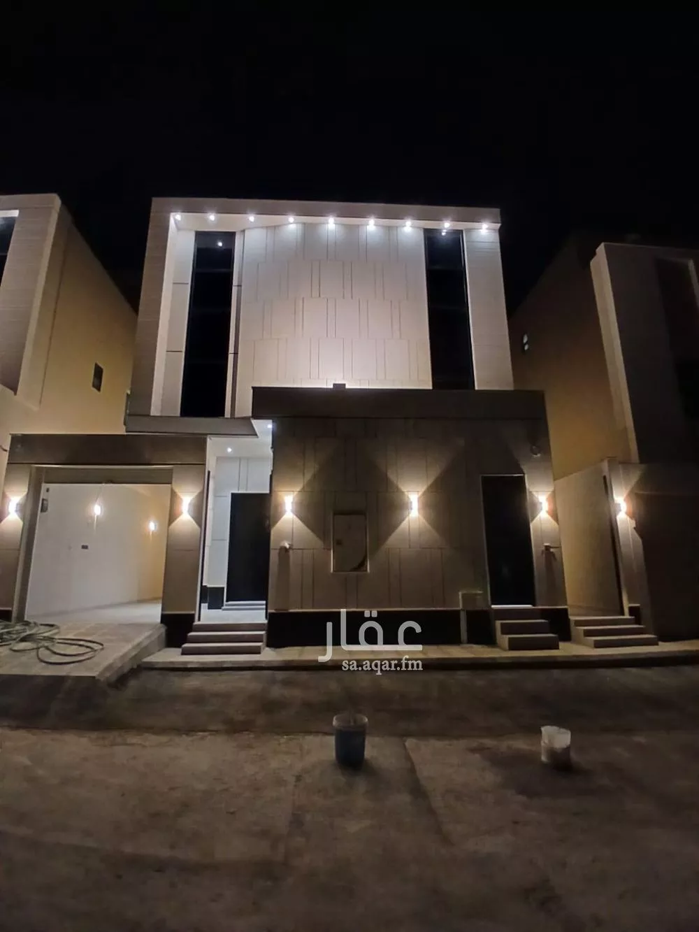 5 bedroom villa in Al Rimal 15