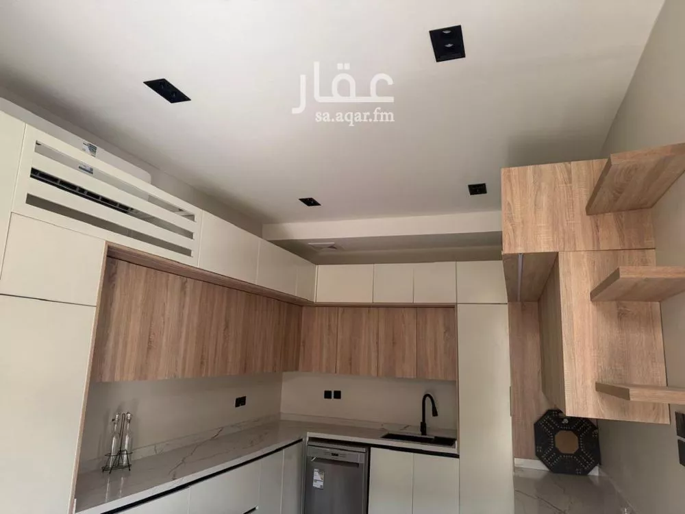 6 bedroom villa in Qurtubah 5