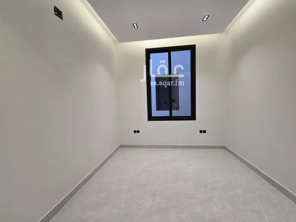 6 bedroom apartment in Qurtubah 10