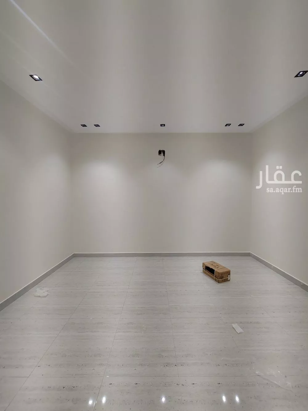 فيلا 6 غرف في طويق 19