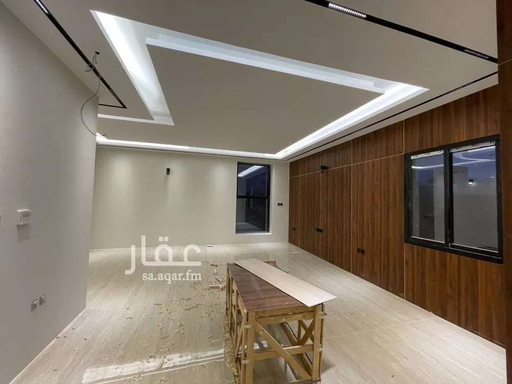 5 bedroom villa in Al Malqa 12
