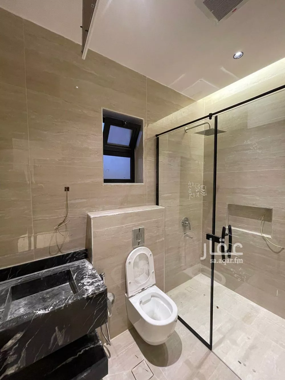 5 bedroom villa in Al Malqa 13