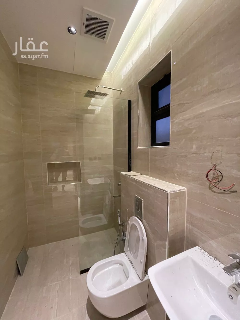 5 bedroom villa in Al Malqa 17