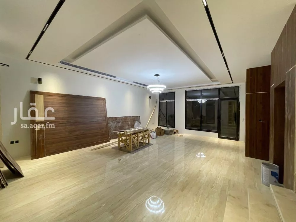 5 bedroom villa in Al Malqa 3