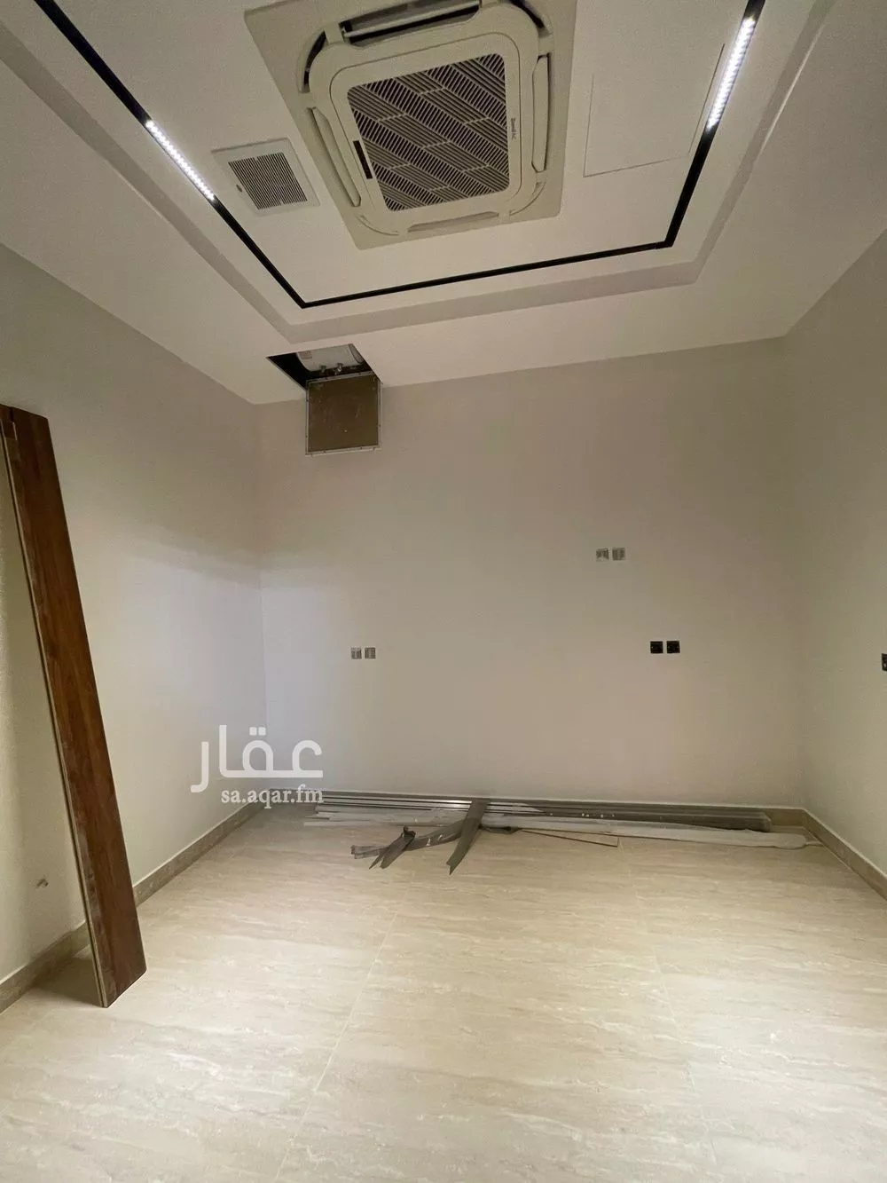 5 bedroom villa in Al Malqa 4