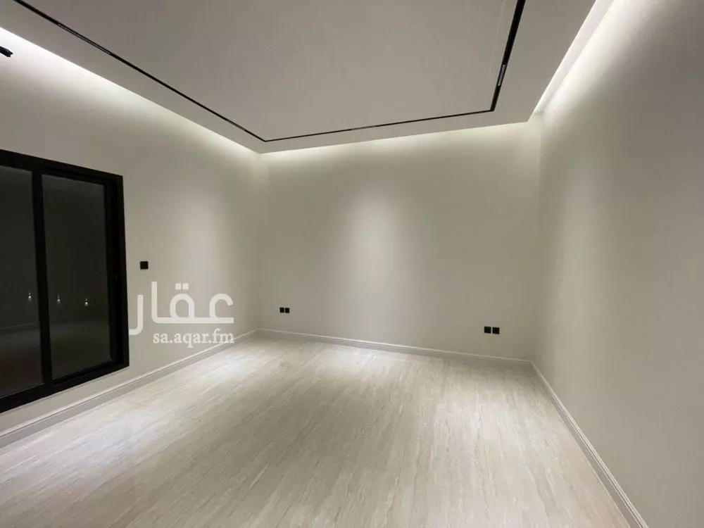فيلا 5 غرف في النرجس 15