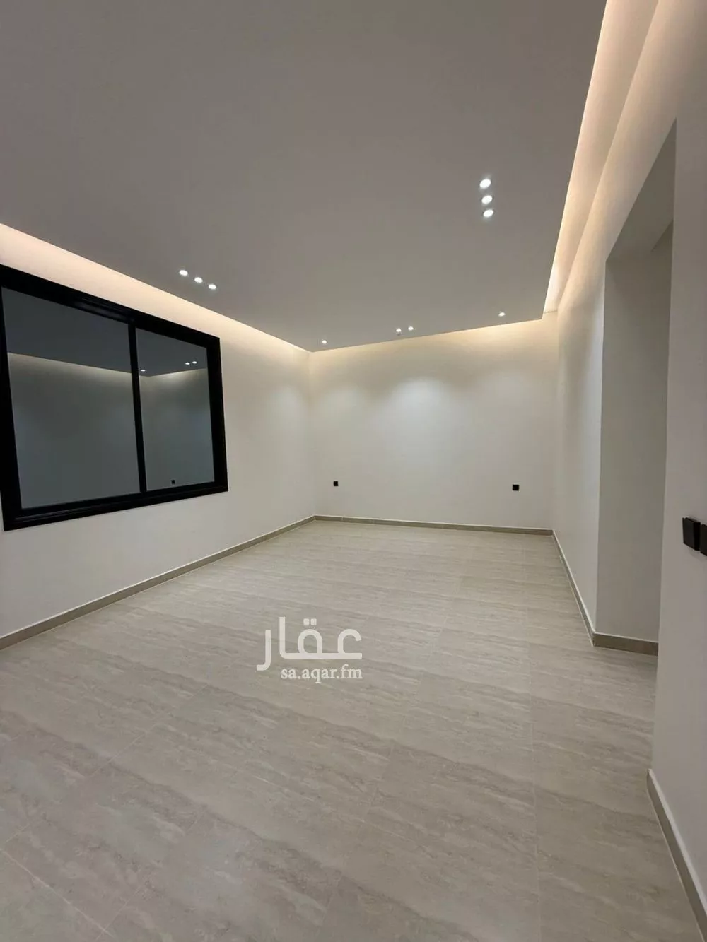 5 bedroom villa in As Suwaidi 15