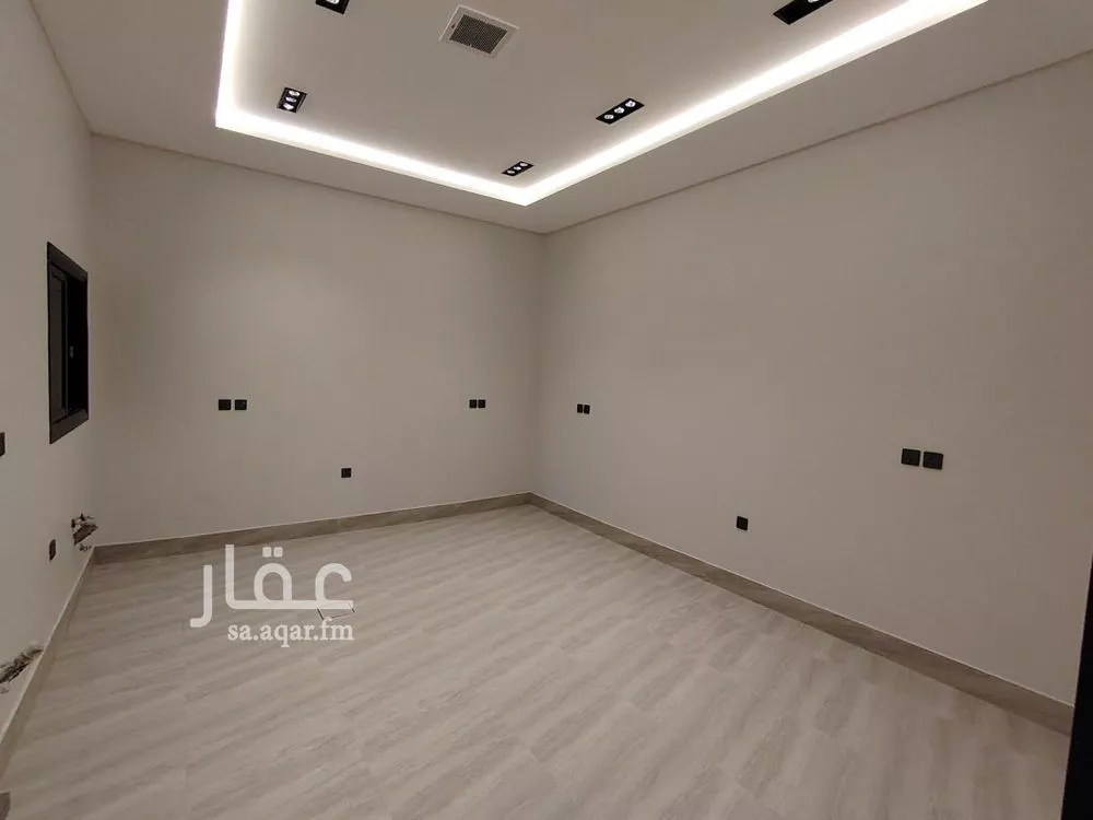 فيلا 6 غرف في الرمال 18