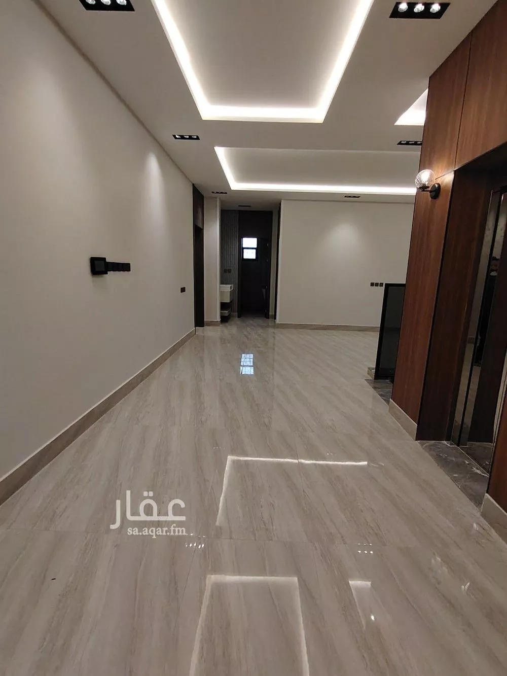 فيلا 6 غرف في الرمال 8