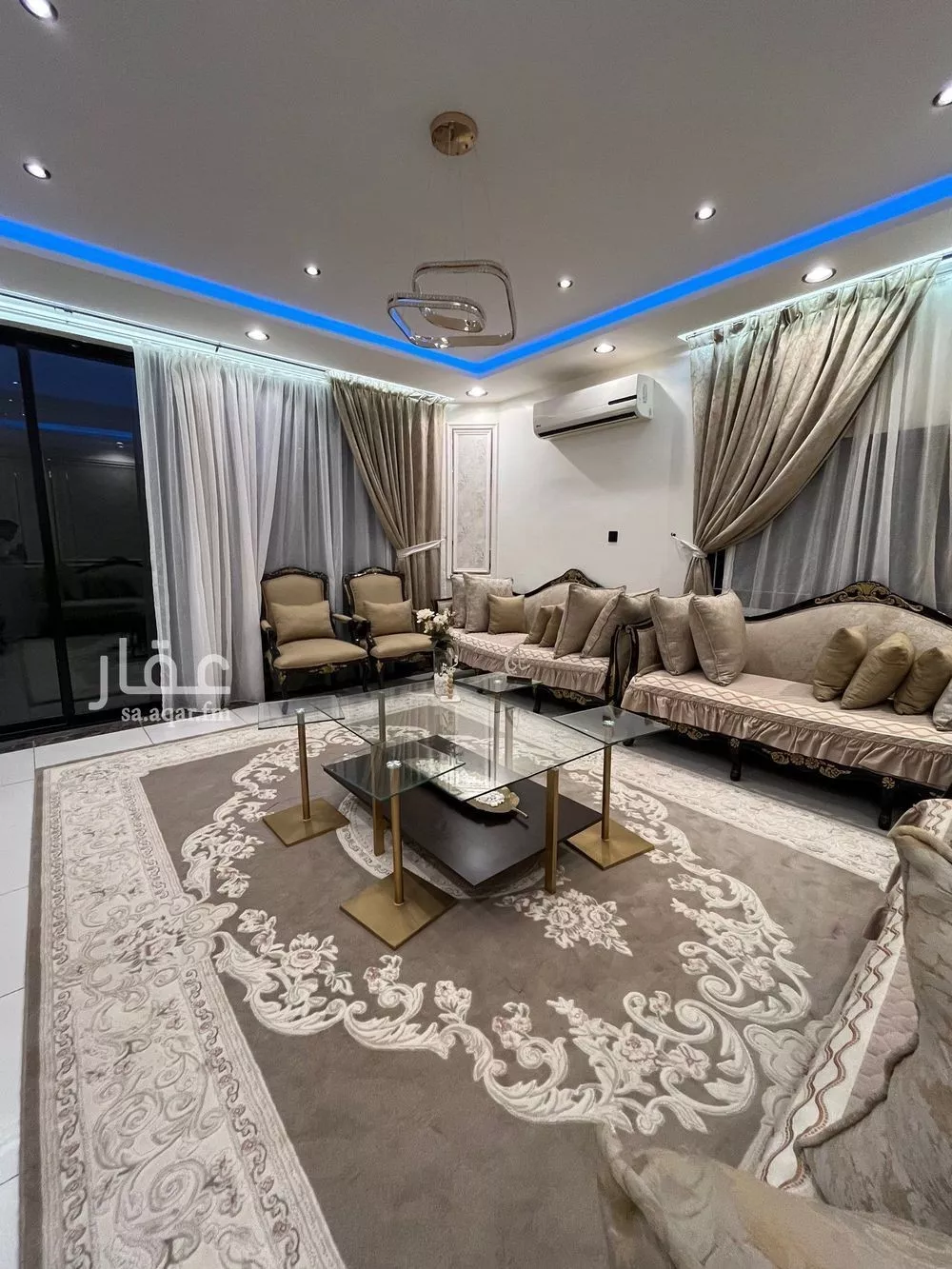 5 bedroom villa in Al Khaleej 6