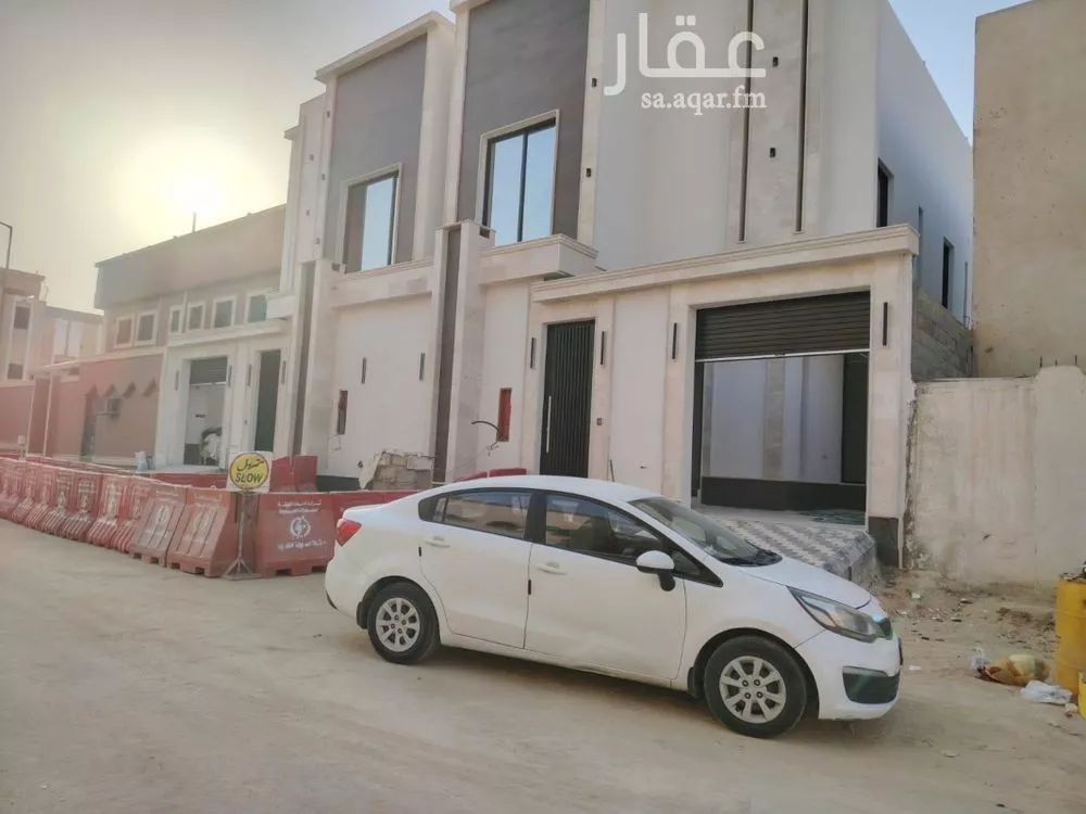 4 bedroom villa in Al Uraija Al Gharbiyah 2