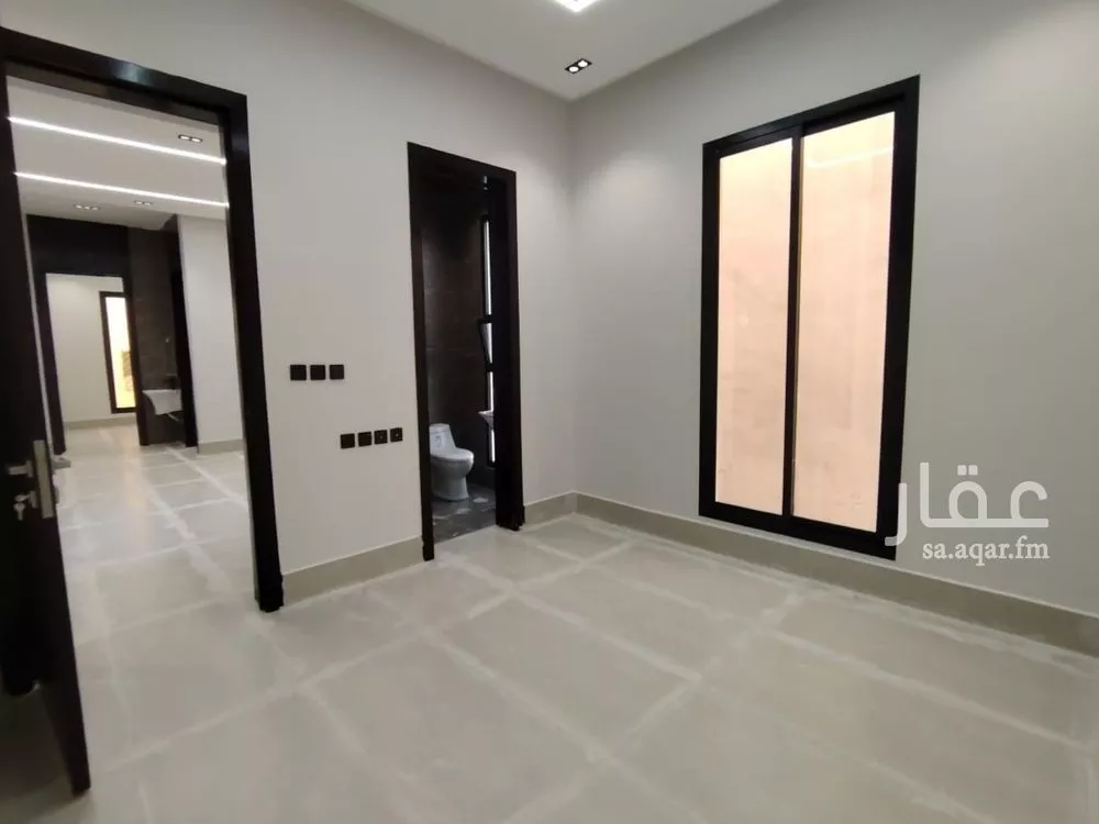 4 bedroom villa in Al Uraija Al Gharbiyah 13