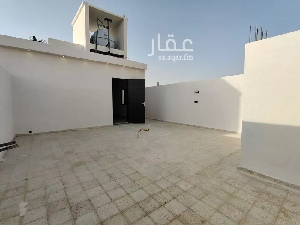 4 bedroom villa in Al Uraija Al Gharbiyah 20