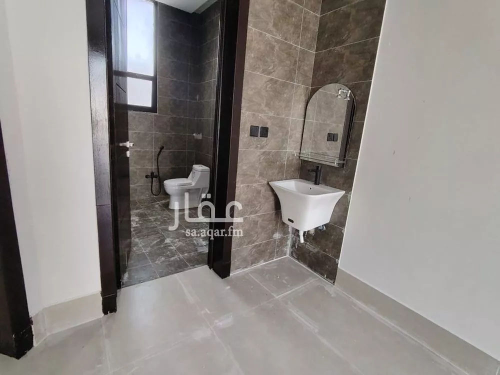 4 bedroom villa in Al Uraija Al Gharbiyah 23