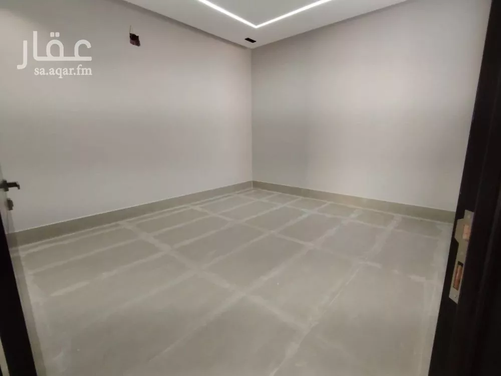 4 bedroom villa in Al Uraija Al Gharbiyah 8