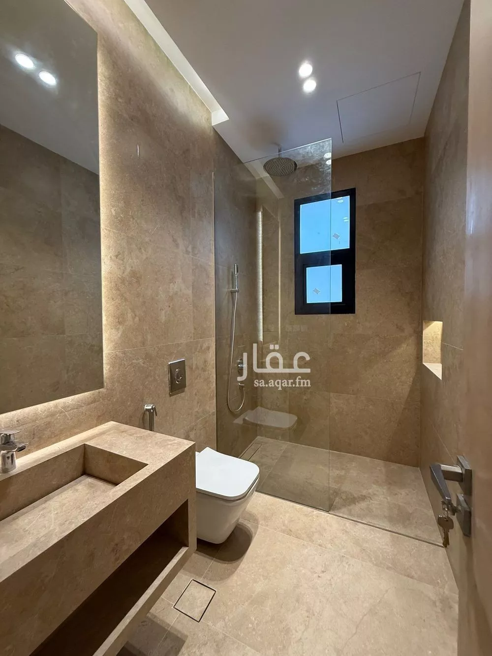5 bedroom villa in Salah Ad Din 12