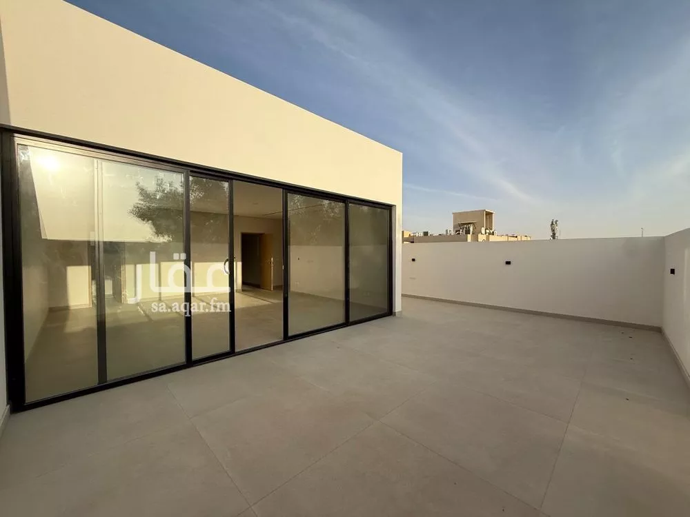 5 bedroom villa in Salah Ad Din 28