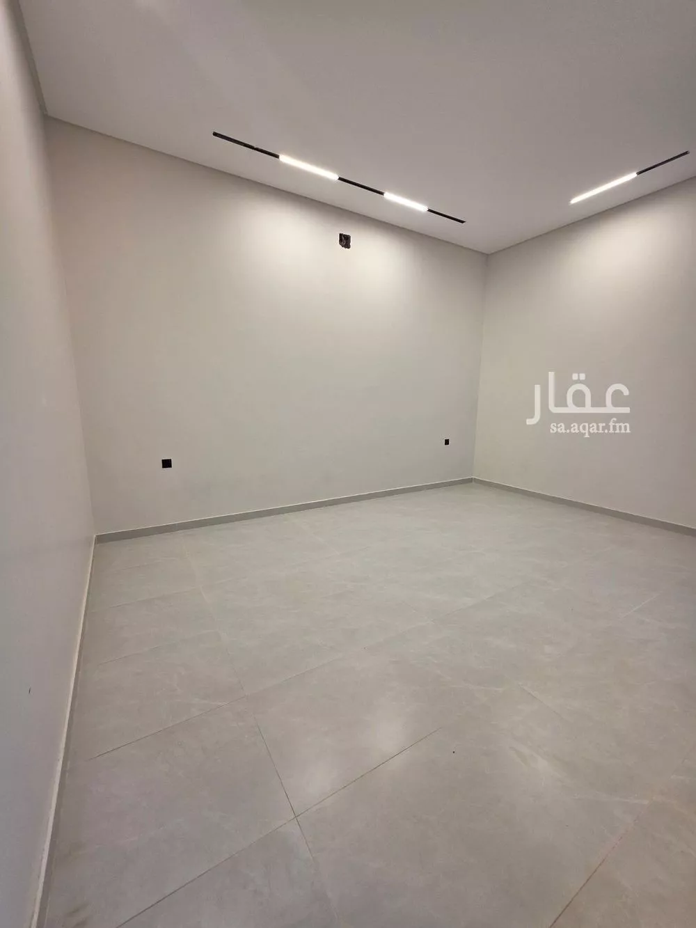 5 bedroom villa in Dhahrat Namar 11