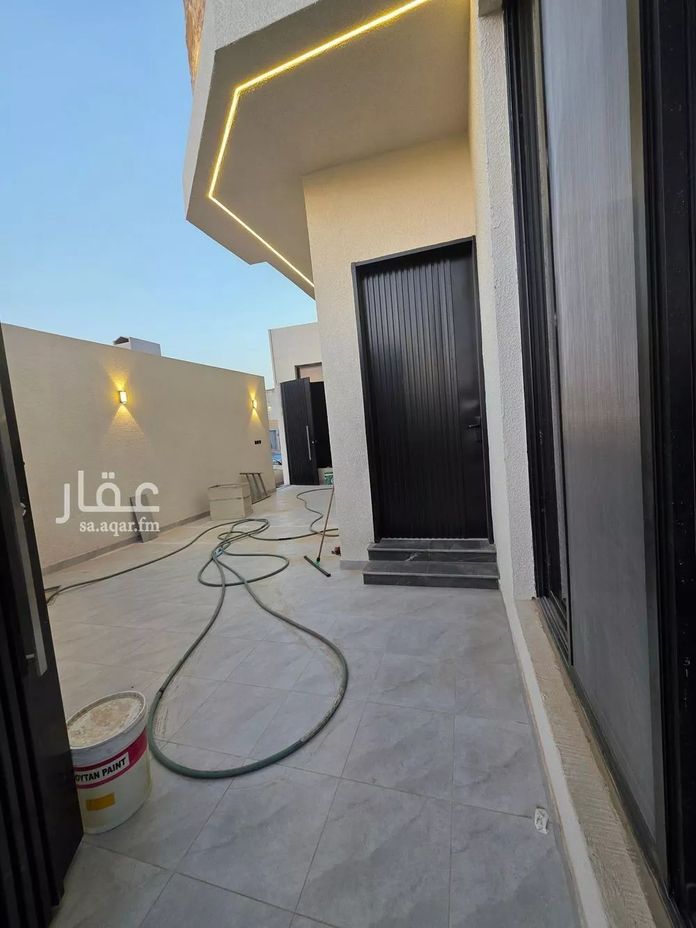 5 bedroom villa in Dhahrat Namar 16