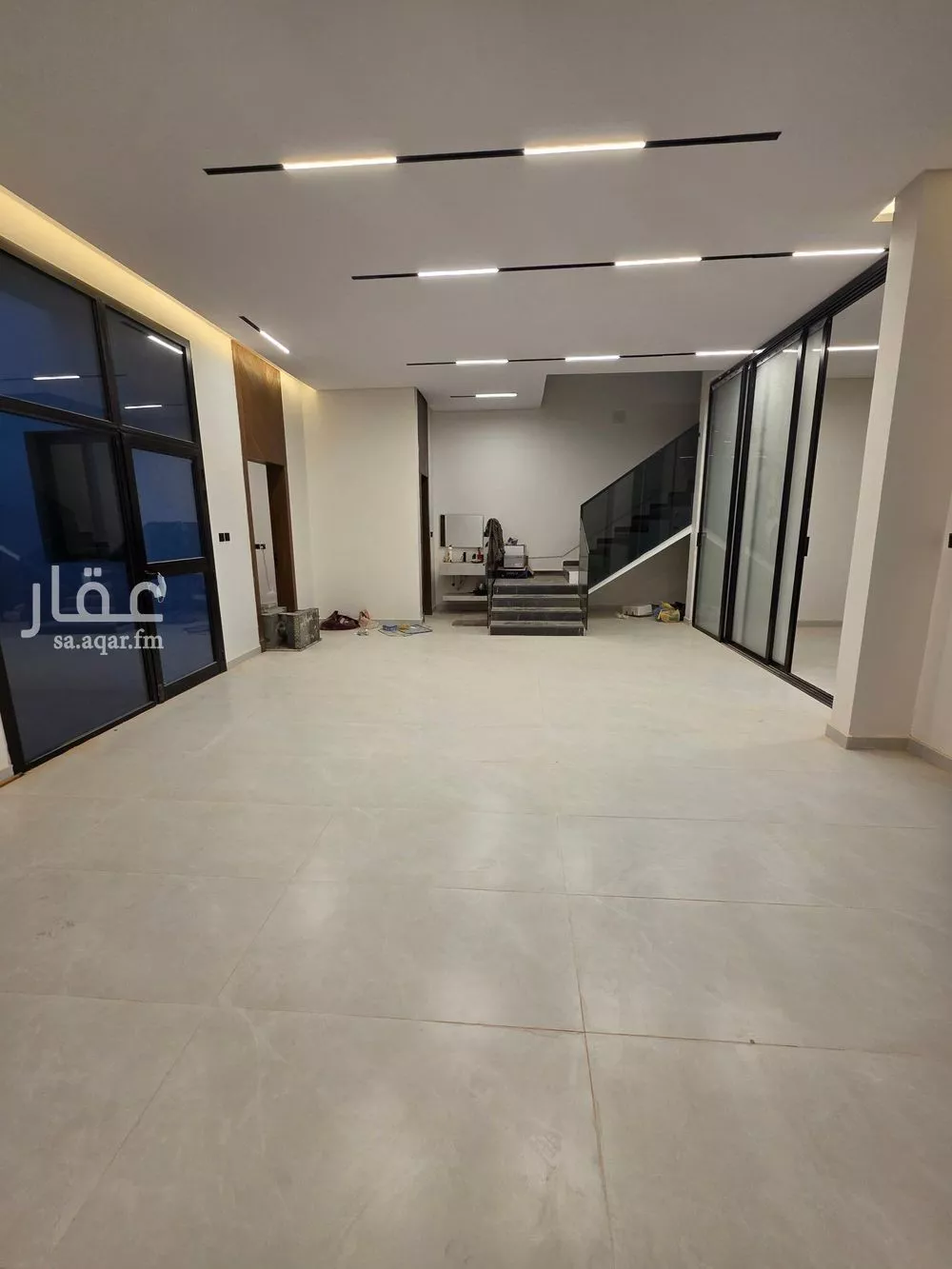 5 bedroom villa in Dhahrat Namar 18